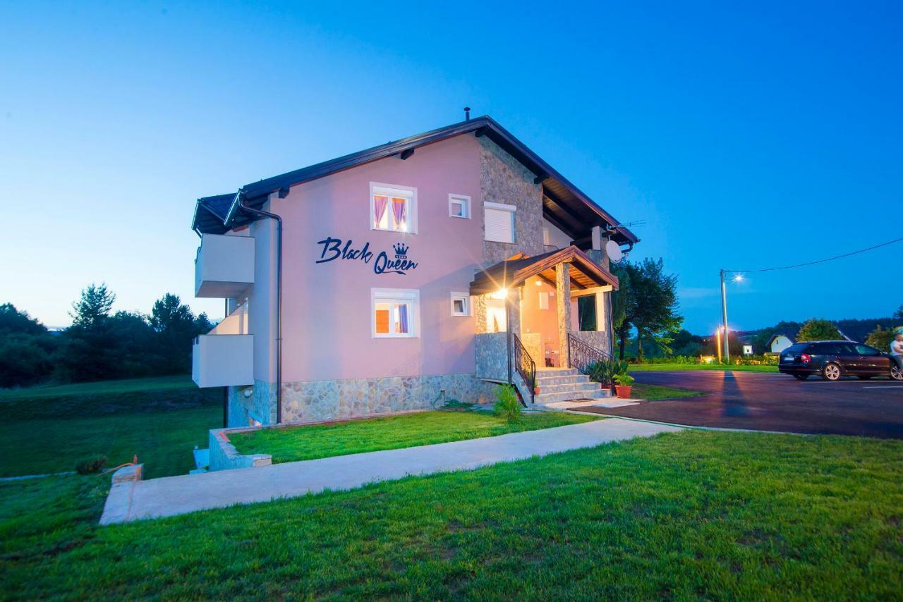 Black Queen Guesthouse Grabovac  Exterior foto