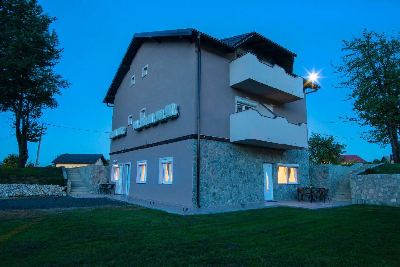 Black Queen Guesthouse Grabovac  Exterior foto