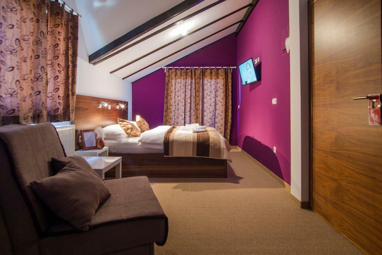Black Queen Guesthouse Grabovac  Exterior foto